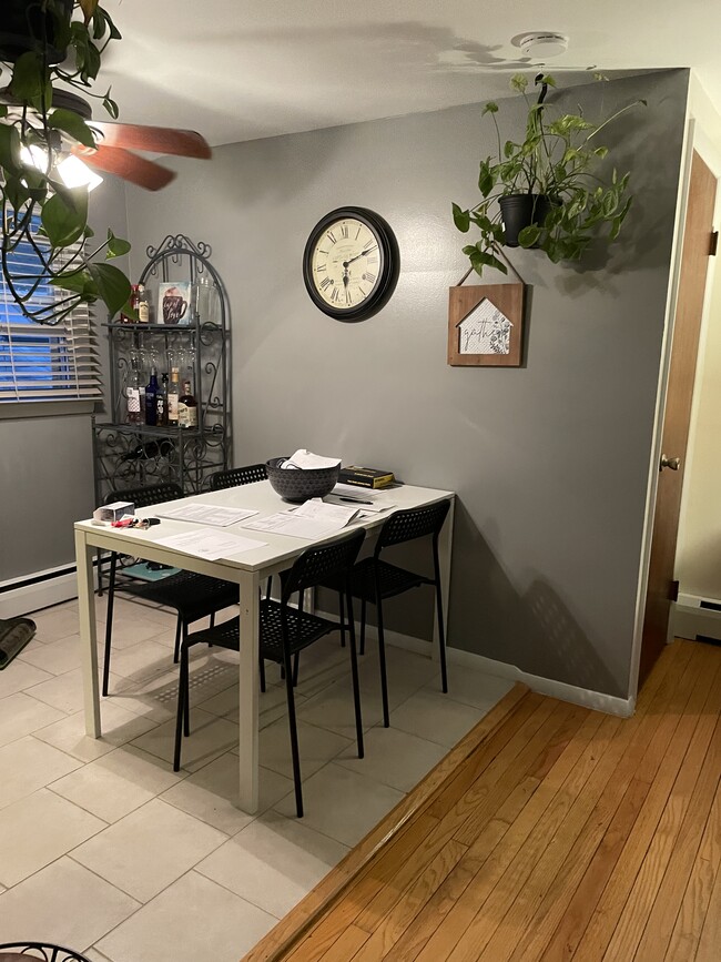 Building Photo - 2418 Welsh Rd