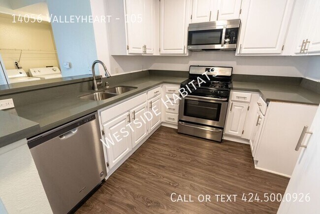 Building Photo - 14056 Valleyheart-105