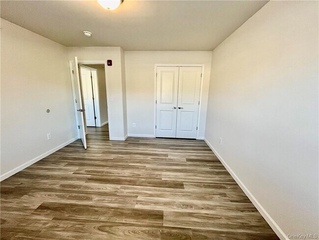 Foto del edificio - 206 Golf Links Rd