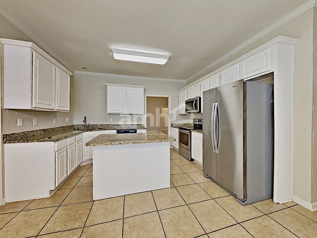 Building Photo - 960 Fountain Glen Dr