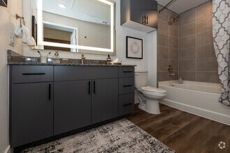 Studio - 549SF - 558SF - Bathroom - Alexan Montview Plaza