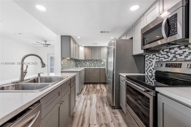 Building Photo - 5800 Rambler Rose Way