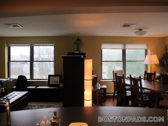 Foto del edificio - 197 Sidney St