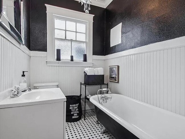 Photo - 2227 Second St House