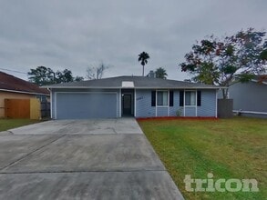 Building Photo - 4963 Beige St