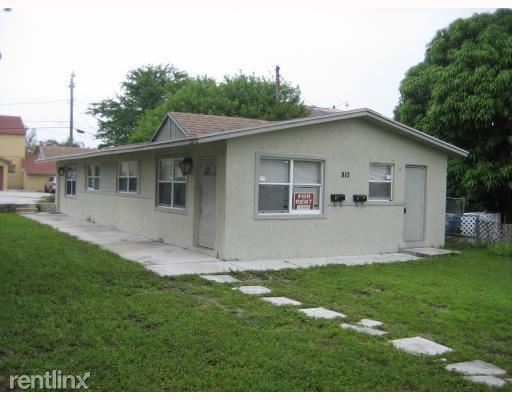 Primary Photo - 810 9th St