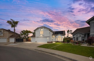 Building Photo - 5209 Outlook Ln