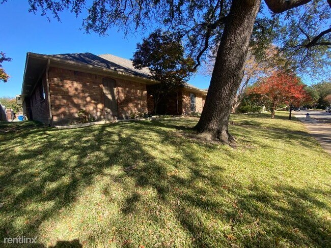 Building Photo - 4 br, 3 bath House - 6131 White Rose Trail