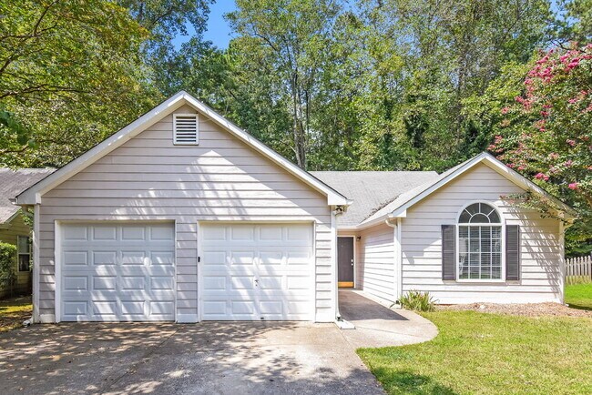 Building Photo - 4801 Lake Park Terrace