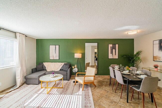 Foto del edificio - 8550 E McDowell Rd