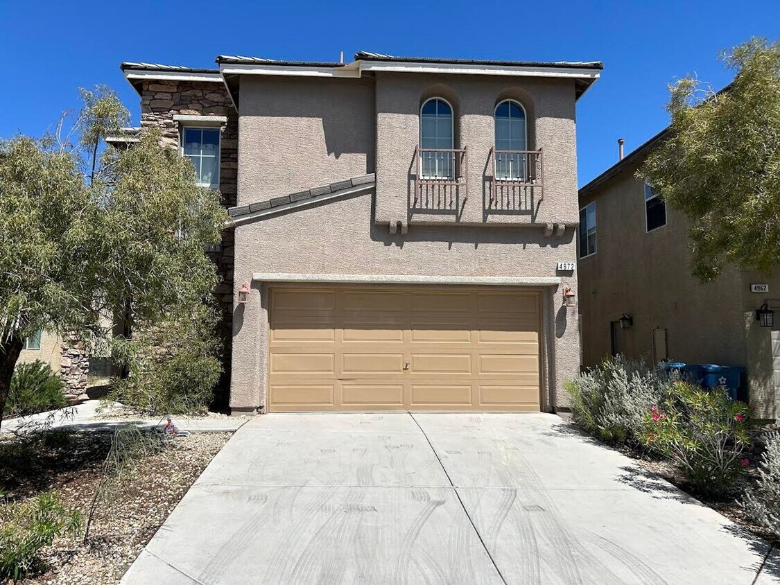 Primary Photo - CUTE 2 STORY 3 BEDROOMS/ 2.5 BATHROOMS, WI...