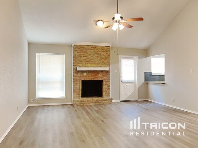 Foto del edificio - 14211 Cradlewood St