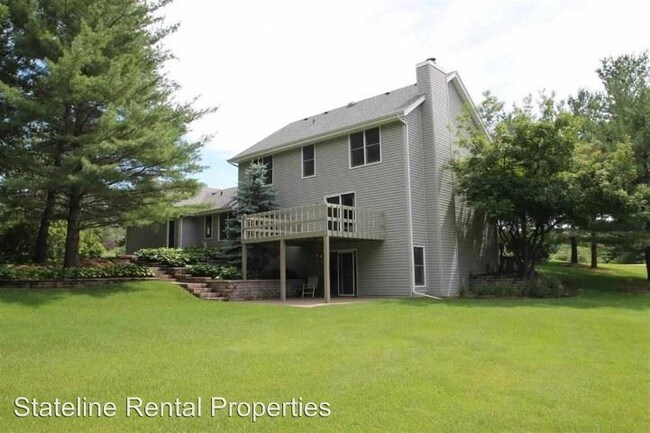Building Photo - 4 br, 2.5 bath House - 7350 Grace Dr