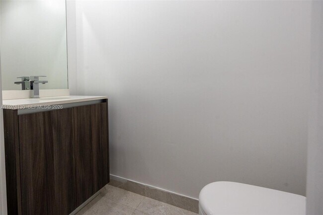 Building Photo - 488 NE 18th St