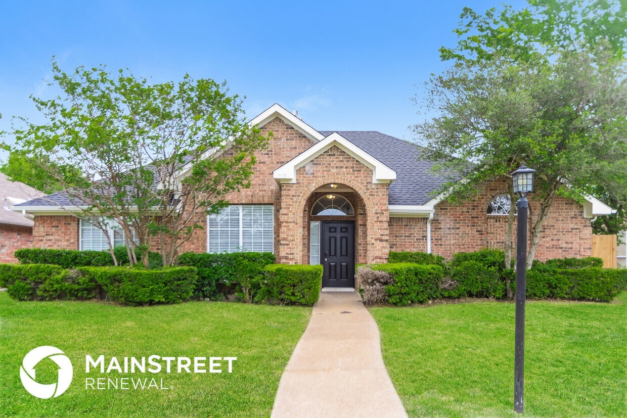 Foto principal - 2330 Stillwater Dr