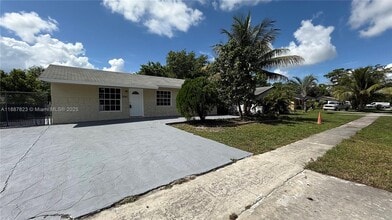 Building Photo - 2740 NW 9th St