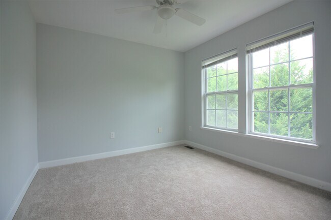 Foto del edificio - 6929 Old Concord Rd