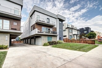 Building Photo - 1623 Julian St