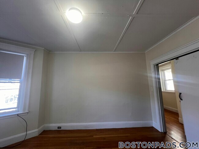 Building Photo - 1179 Boylston St