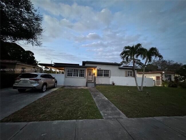 Building Photo - 331 NW 147th St
