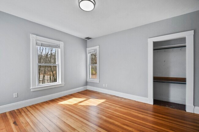 Building Photo - 48 Boylston St