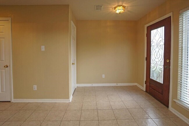 Foto del edificio - 21503 Mt McKinley Way