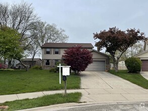 Building Photo - 865 Eaton Ct