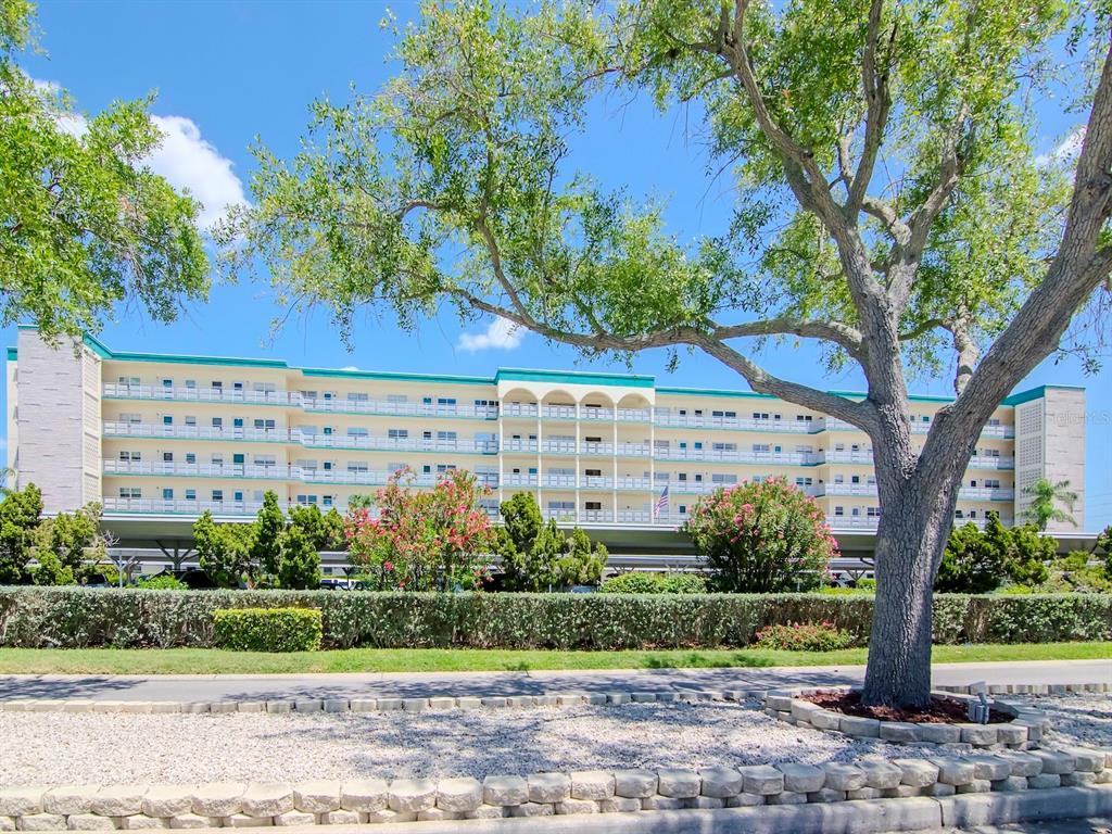 Foto principal - 2960 59th St S