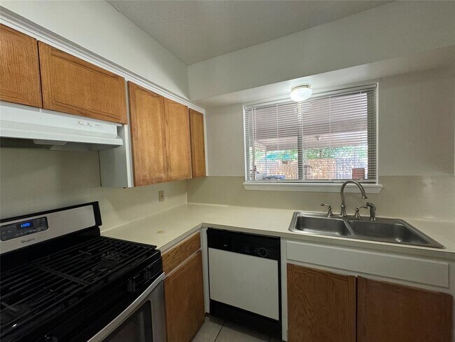 Foto del edificio - 2101 Wordsworth Dr