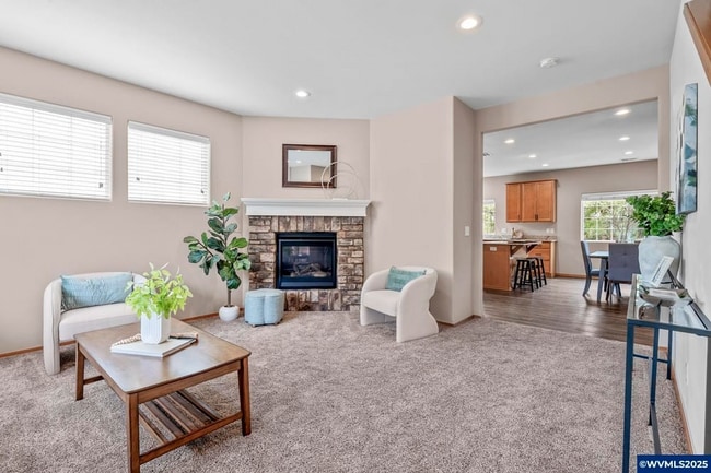 Building Photo - 5318 SW Touchstone Pl