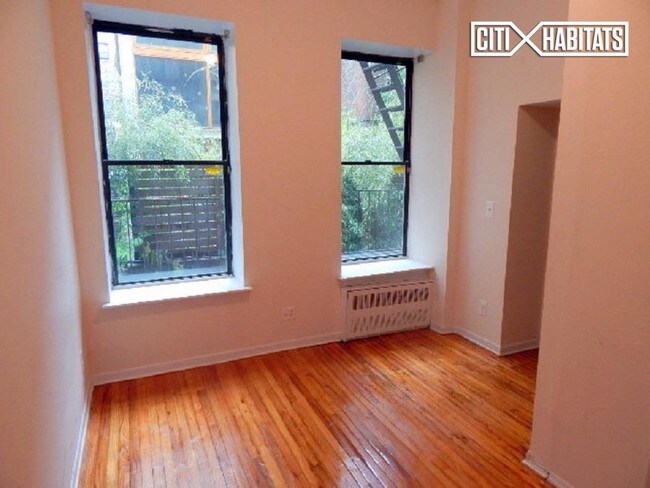 Foto del edificio - 329 W 101st St
