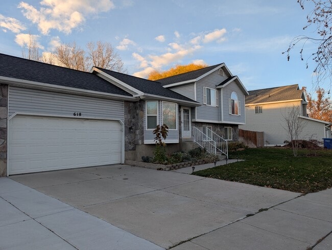 Building Photo - 618 S Jake Garn Blvd