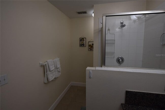 Building Photo - 2023 Grand Oak Dr