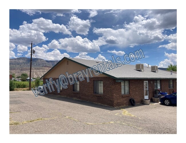 Building Photo - 103 Crawford Ln