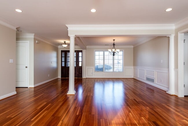 Foto del edificio - Fantastic Rental in the Cardinal Club!