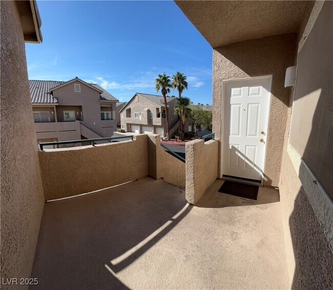 Building Photo - 2052 Gravel Hill St