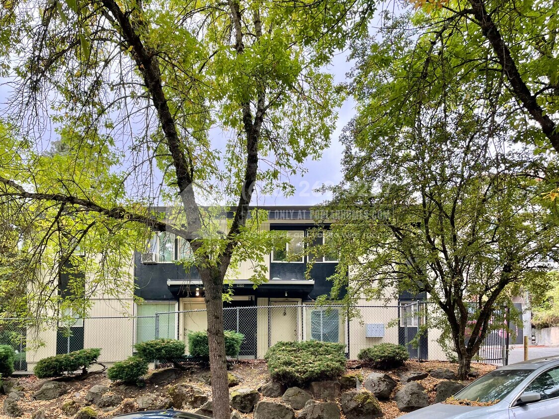 2200 South Main St Unit 2, Seattle, WA 98144 Condo for Rent in Seattle, WA