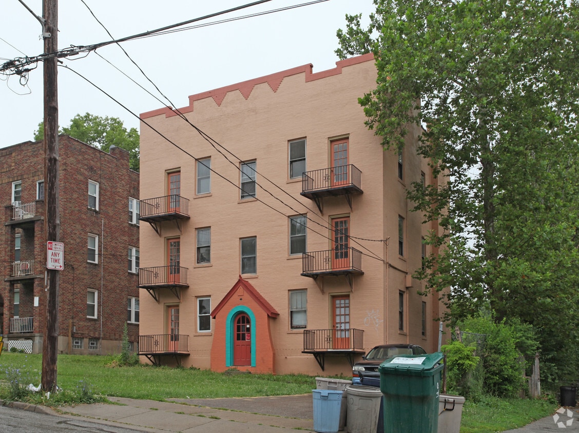 Building Photo - 1273 Quebec Rd