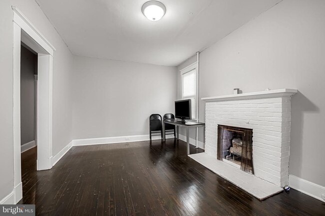 Building Photo - 3727 Milford Ave