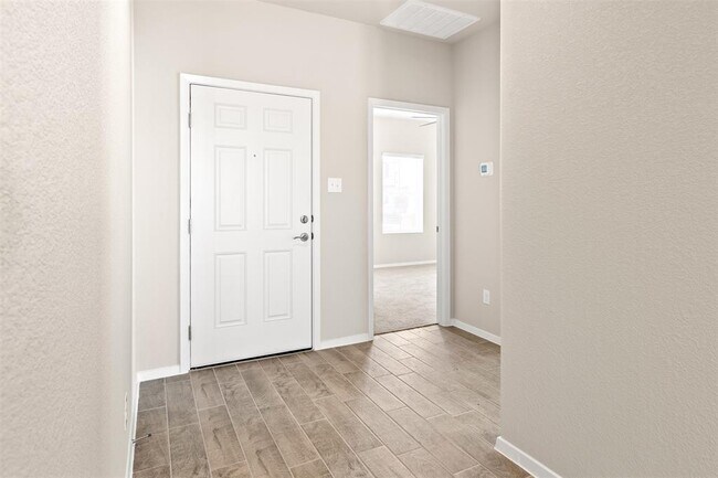 Foto del edificio - 441 Hortus Dr