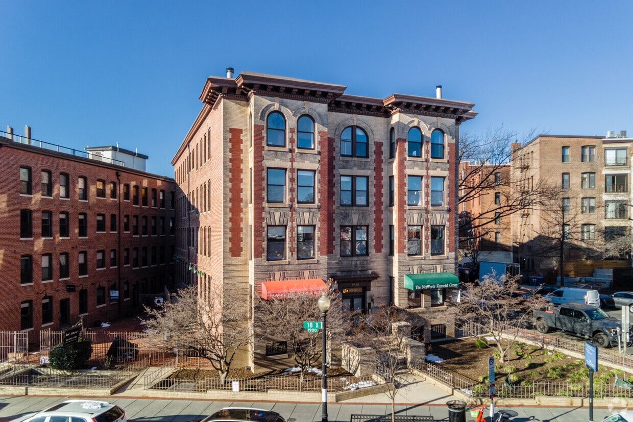 Primary Photo - Kirkman Condominiums
