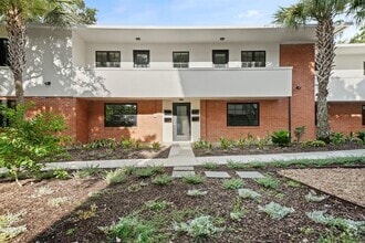 Building Photo - 520 Lovett Blvd