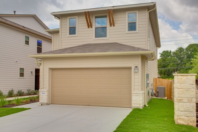 Building Photo - 9201 White Coral Dr