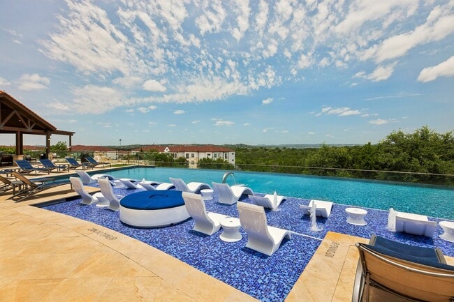 Building Photo - Tacara Steiner Ranch