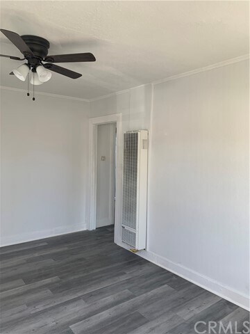 Building Photo - 2328 Bedessen Ave