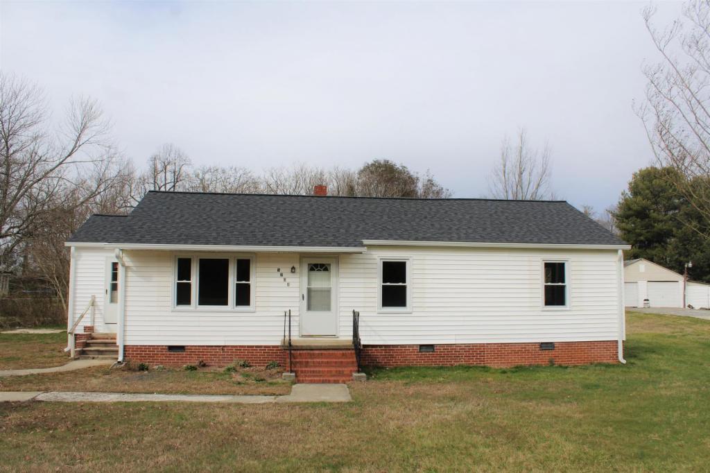 Foto principal - 5708 Old Walkertown Road