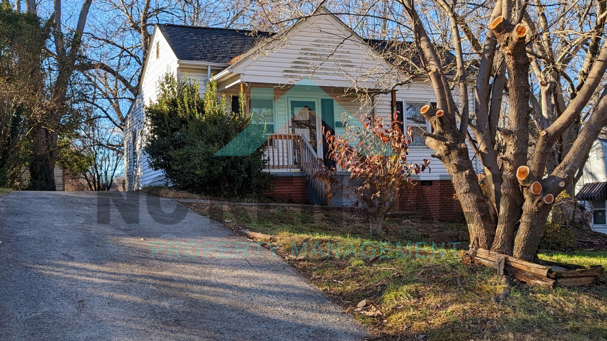 Foto principal - 2213 Cypress St