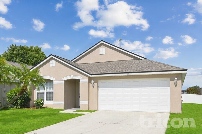 Foto del edificio - 6637 Shadow Oak Ln