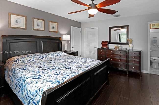 Building Photo - 1247 Washington St