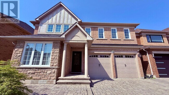 Building Photo - 72 Skywood Dr